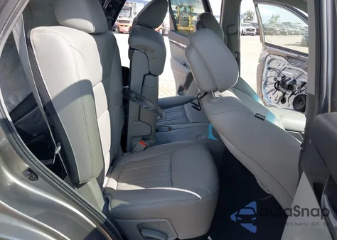 2015 Kia Sorento Lx z USA, uszkodzony, nr VIN 5XYKT3A64FG657620